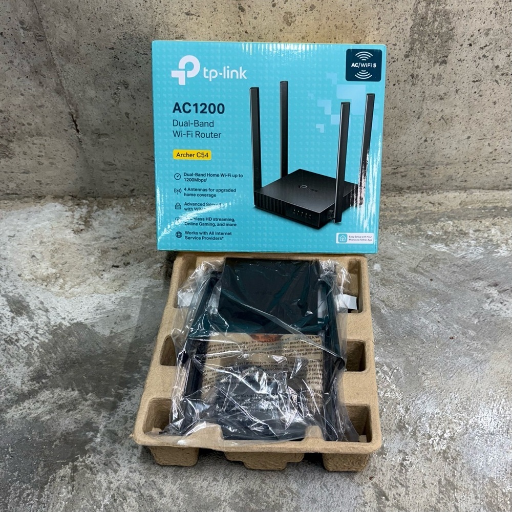TP-Link Archer C54 AC1200 WiFi Router Open Box - Picture 2 of 7